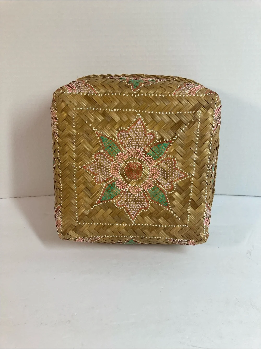 Thai Artisan Handwoven Natural Reed Basket w/Lid Pink,Green Red & White Accents